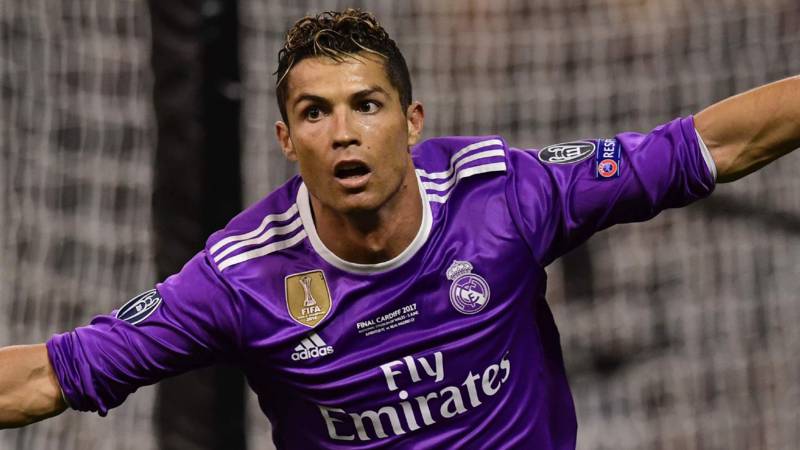 ريال مدريد يقدم سبعة مرشحين في انتخابات الفيفا لأفضل لاعب في 2017