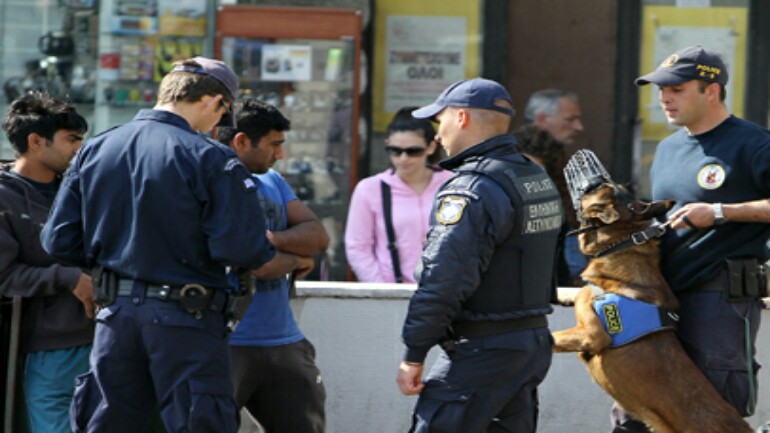 بسبب العنف الأسري زوجة تتهم زوجها بالانضمام لداعش