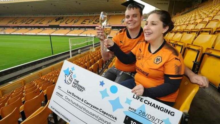 تعرض زوجان للسلب بعد 11 يوم من ربحهما جائزة يانصيب كبرى