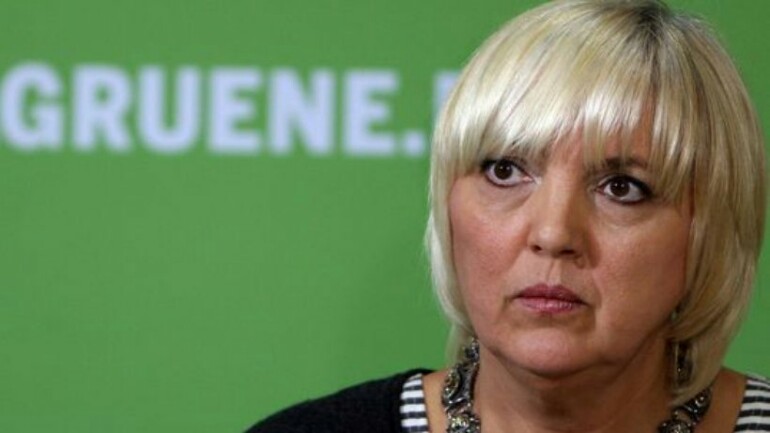 حزب الخضر : كيف سيندمج اللاجئين ويتعلموا اللغة الألمانية وهم قلقين وخائفين على عائلاتهم؟!