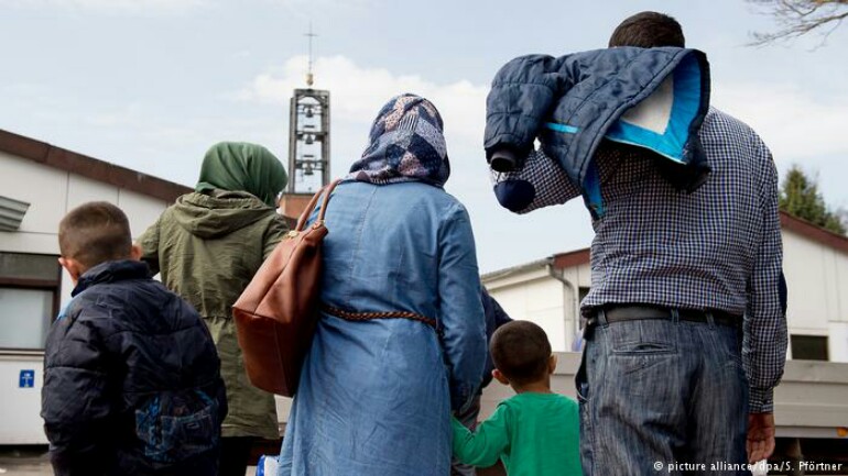 انتقادات حادة لمقترح حزب البديل بألمانيا بإعادة اللاجئين السوريين
