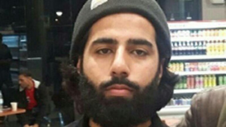 الافراج عن الصحفي الهولندي صقر الخضر تمت معاملته بشكل سيء باليونان واتهموه بأنه داعشي