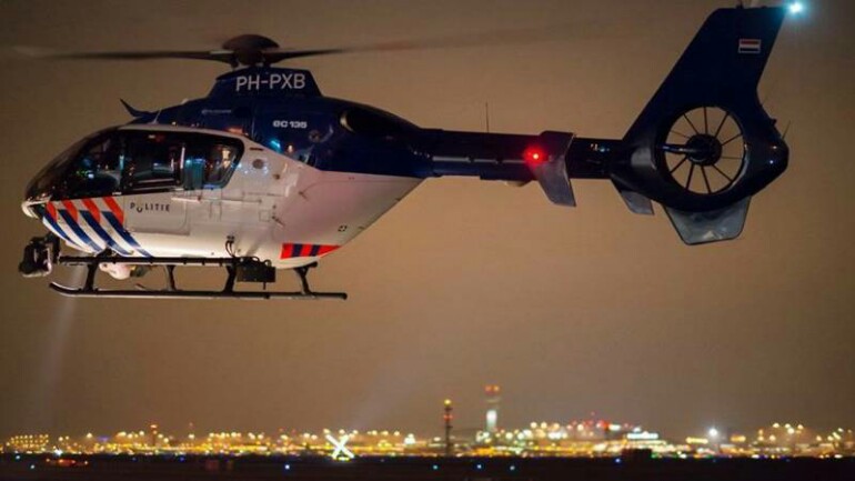 طائرات الشرطة تطير أحيانا لأجل مهمات بسيطة ، كسرقة جرس دراجة هوائية!!