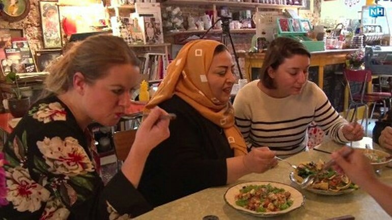 مطعم Soepp واللاجئين بمركز ألكمار سينشرون كتاب خاص للطبخ