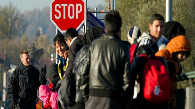 هل يفيد اختباء الأشخاص المرفوضة طلبات لجوئهم داخل الدول الأوروبية؟