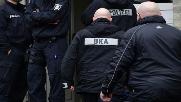 ألمانيا تفرج عن ستة سوريين لعدم كفاية الأدلة على صلتهم بالإرهاب