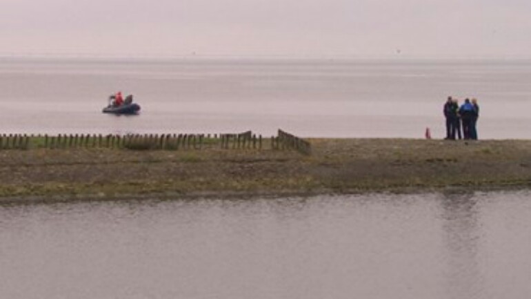 خفر السواحل الهولندي يعثر على جثتين في بحر زيلاند بعد غرق مركب
