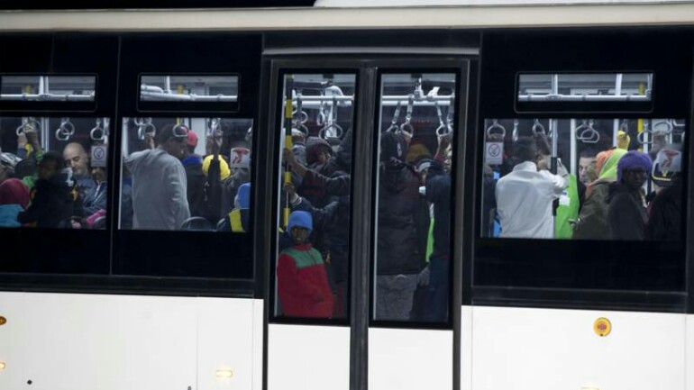 أول دفعة لاجئين وصلت هذه الليلة من ليبيا الى ايطاليا عن طريق الأمم المتحدة