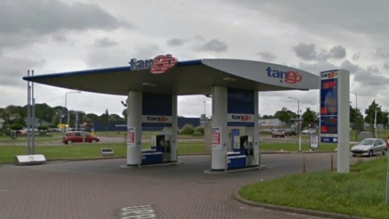 صدمة السائقين: المياه بدل البنزين في خزانات الوقد بسياراتهم في محطة تانغو!