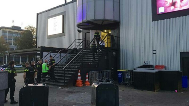 سفيان ومعاذ أطلقوا النار على بعضهم بروتردام - الشرطة وضعتهم بالخطأ في زنزانة واحدة !