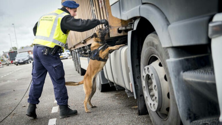 النيابة تطالب بالسجن المشدد ضد مهربي بشر في هولندا - الحكم الشهر القادم