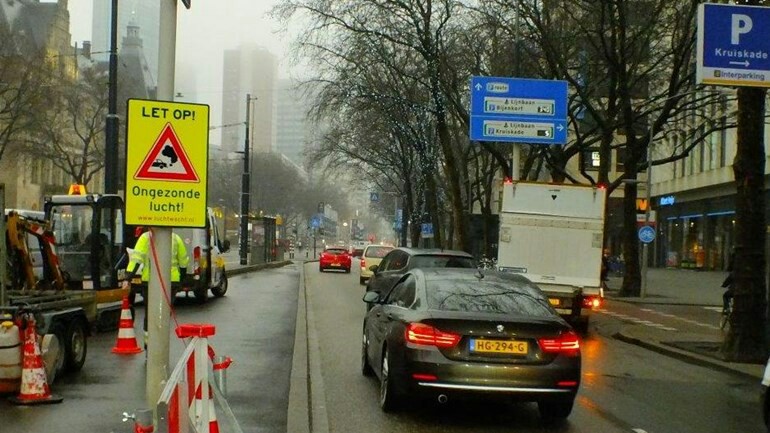 علامات جديدة في شوارع روتردام للتحذير من نوعية الهواء السيئة على الصحة