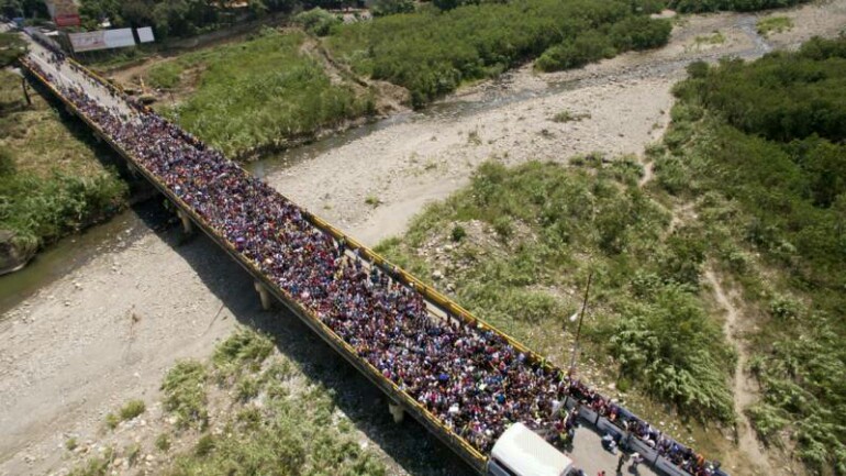 أزمة اللاجئين الهاربين من فنزويلا ستتجاوز قريبا أزمة اللجوء السورية
