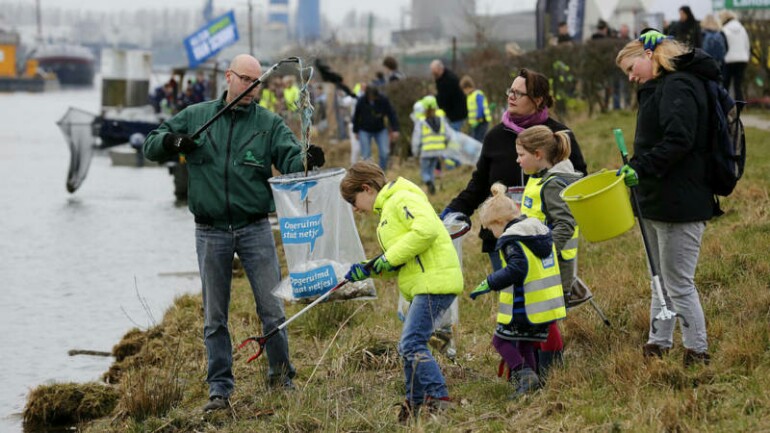 تسجيل رقم قياسي من المتطوعين اليوم في حملة التنظيف الوطنية الهولندية
