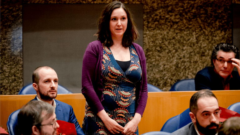 عضو البرلمان الهولندي Kooiman من حزب SP تغادره بسبب الأمومة