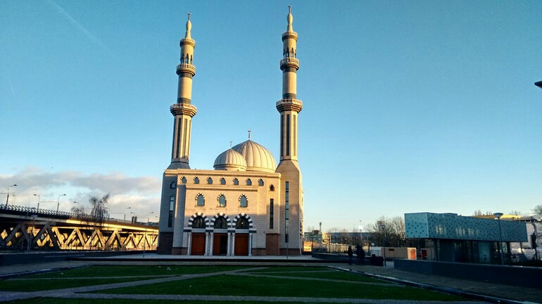 اضطرابات غير مسبوقة في مسجد السلام في Rotterdam-Zuid