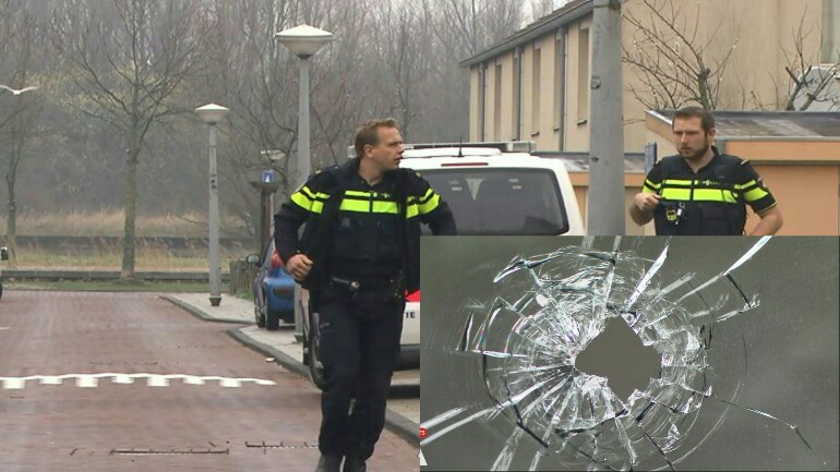 العائلة بعد دخول رصاصة لغرفة المعيشة صباح اليوم - حياتنا خطيرة في أمستردام