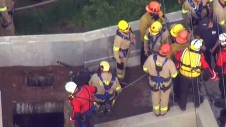 انقاذ طفل بقي 12 ساعة غارقا في مجاري الصرف الصحي بلوس أنجلوس