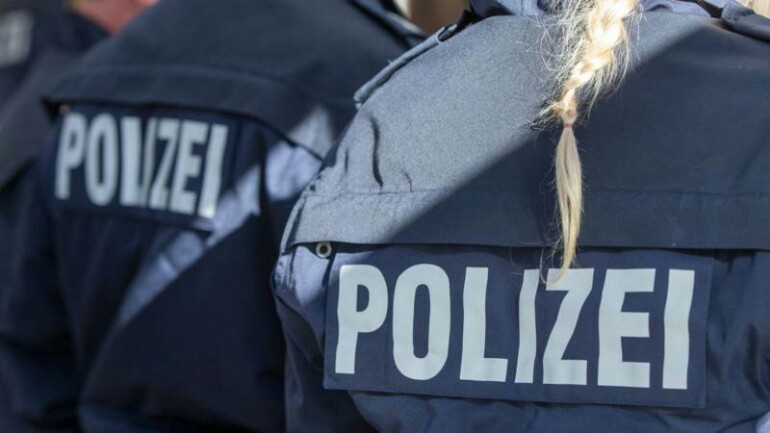 قتل صديقه وأخفى جثته بالبراد ل11 عام - ليقبض عنه راتبه الشهري بألمانيا