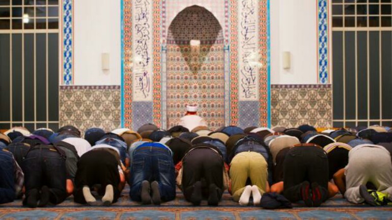 الملايين من الكويت والسعودية للمساجد والمؤسسات الاسلامية في هولندا