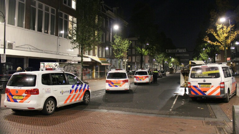 الحكم بالسجن والعمل الإجتماعي على مرتكبي شجار جماعي بالسكاكين والعصي في أمستردام