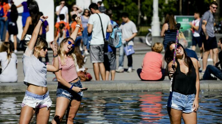 مجلس مدينة أمستردام يتخذ اجراءات جديدة للحد من إزعاج السياحة