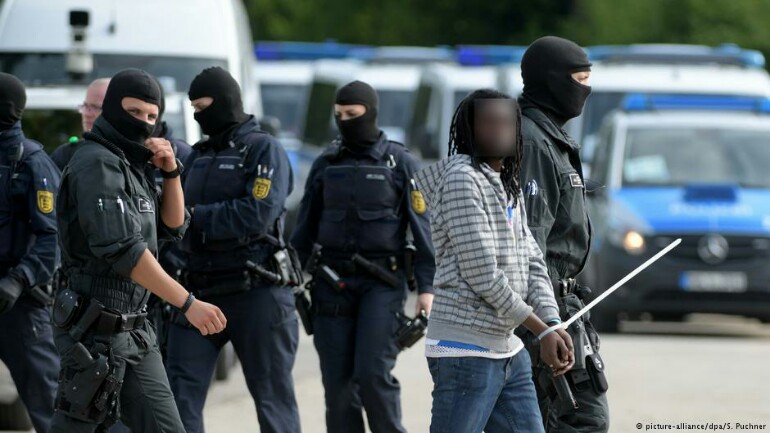 اللاجئون السوريون والعراقيون الأقل ارتكابا للجرائم في ألمانيا