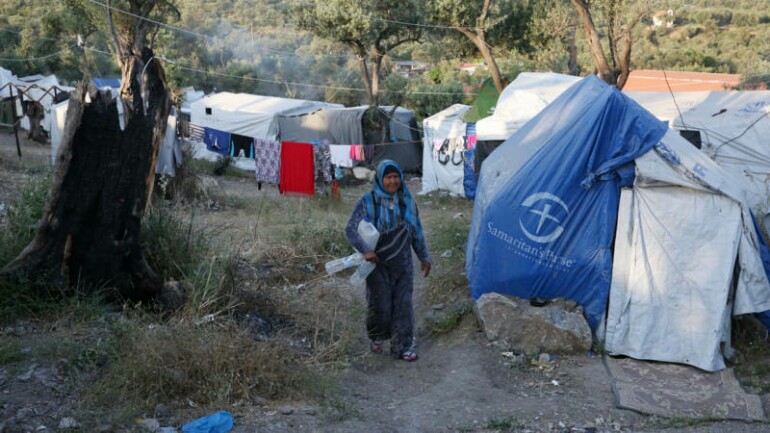 رسالة طواريء من مؤسسة مساعدة اللاجئين الهولندية VWN الى البرلمان - تم قطع تذاكر طائرة لاعادة لاجئين الى اليونان