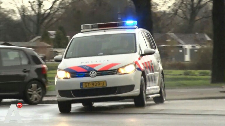 ابتزاز امرأة من أمستردام بصورها العارية - الشرطة تقبض على شخصين من خرونينغين