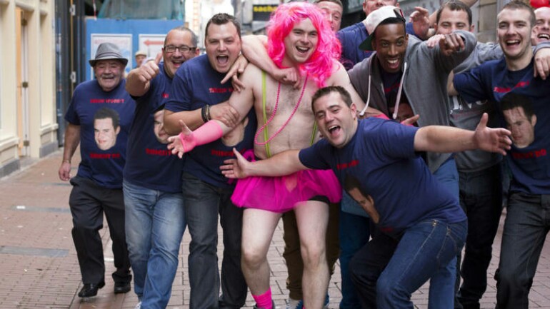 البلدية تقوم بحملة لمواجهة السلوك المشين والتصرفات الغبية في مدينة أمستردام