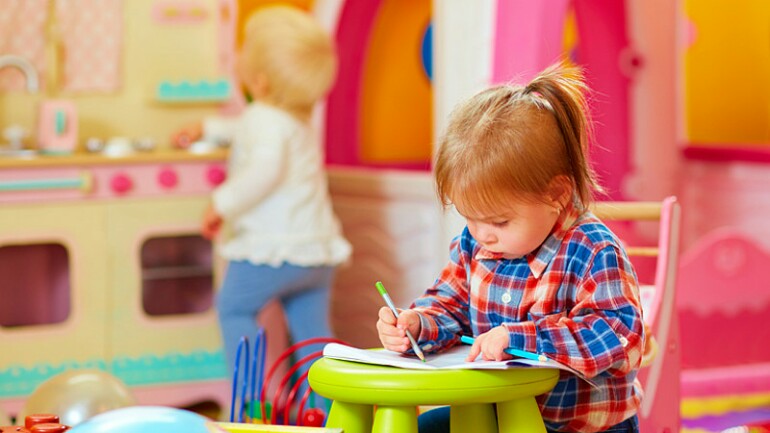 اعتبارا من العام القادم سترتفع ميزانية الأموال المخصصة لرعاية واعانة الأطفال