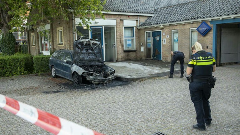 شخص يحاول صباح اليوم إحراق مركز شرطة Nieuw Vennep بشمال هولندا