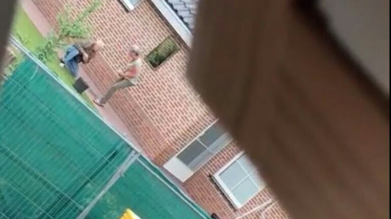 إمرأة تعتدي على زوجها بالضرب في شمال بربانت و الجيران يصوروا ماحدث !