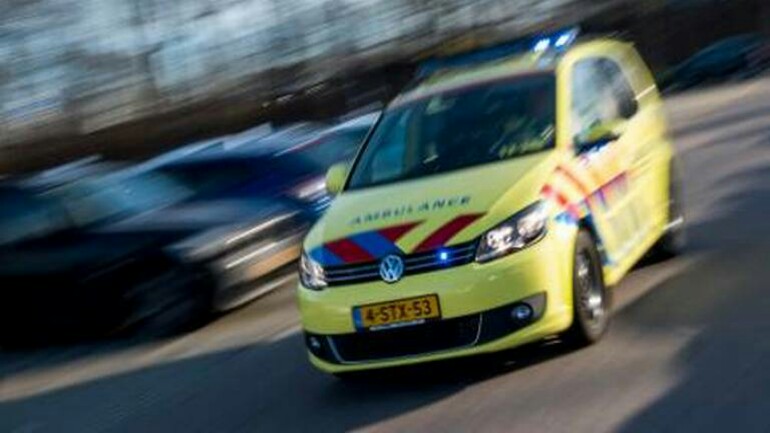 وفاة رجل متأثرا بجراحه بعد أن دهسته زوجته بسيارتهم اثر شجار بينهما في زيلاند