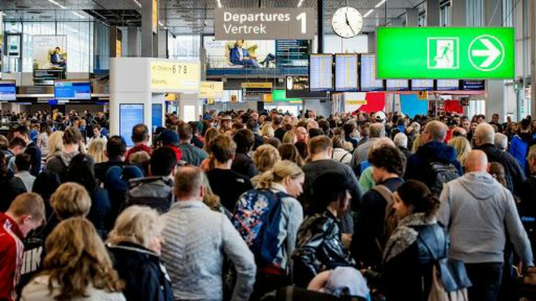 اجراءات لمواجهة الحشود بمطار سخيبول- ماهي الوجهات الأكثر شعبية هذا العام لقضاء العطل الصيفية