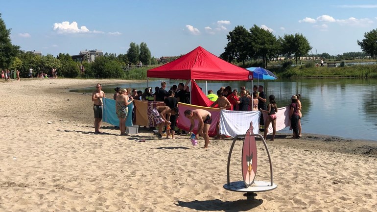 جدل بعد غرق الطفل في بحيرة هوفدورب : البلدية سبق أن رفضت وضع منقذين !