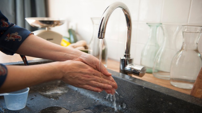 انخفاض ضغط المياه في شرق وشمال هولندا بسبب الحر والجفاف