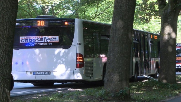 تعرض عشرة أشخاص للطعن في باص بألمانيا - بينهم اثنان هولنديان