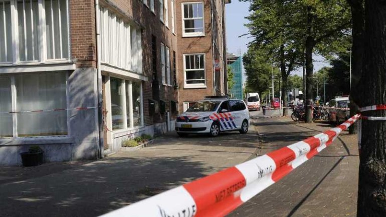 الشرطة تطلق النار على كلب فترديه قتيلا في Amsterdam West