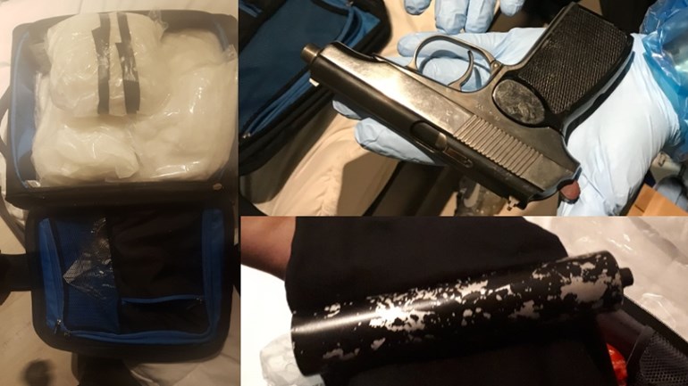 الشرطة تعثر على مخدرات نادرة وسلاح بعد مداهمة شقة في روتردام شارلويس