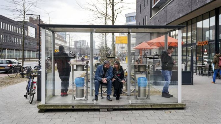 العديد من المدن الهولندية تستعد لحظر التدخين في شوارعها