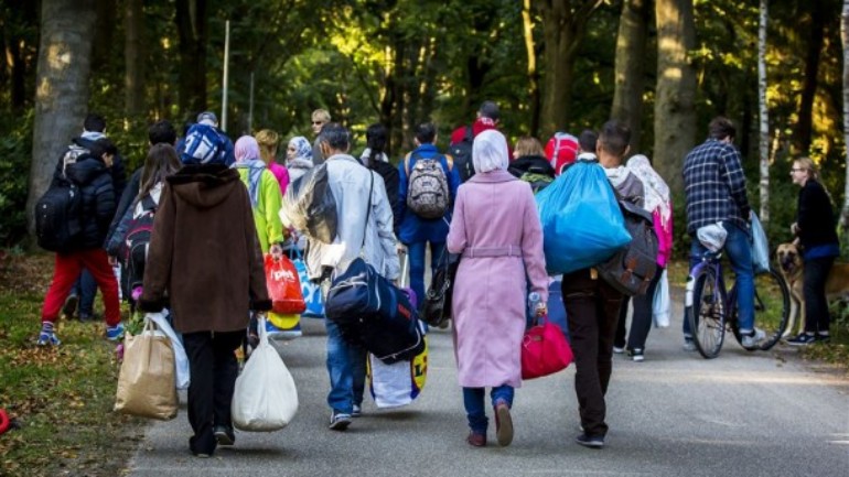 لاجئين سوريين يريدون العودة إلى سوريا - هولندا لا روح فيها