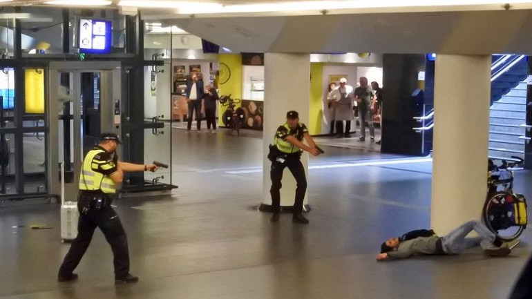 ارتكب جاويد هجوم الطعن في محطة أمستردام المركزية بسبب إهانة الإسلام