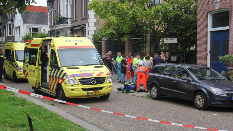 اصابة شخص بجروح خطيرة بعد حادث تصادم بين سائقي سكوتر كانا يتسابقان في Schiedam