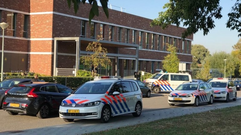 القاء القبض على طالب أطلق النار في مدرسة في Roermond 