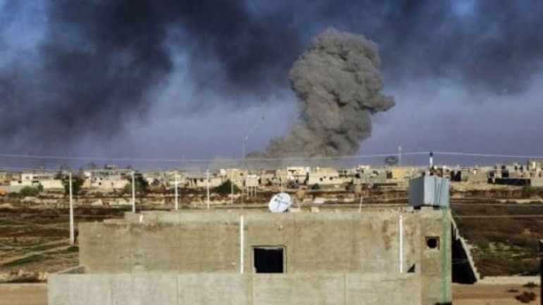وفاة أكثر من أربعين شخصا في قصف أمريكي على هجين في دير الزور