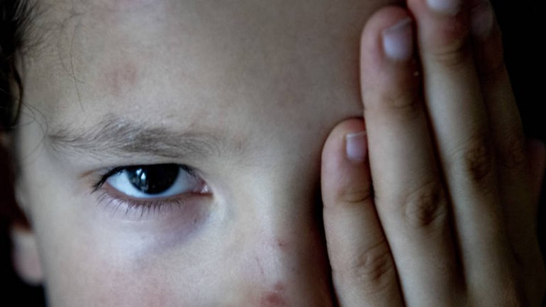 مازال عدد كبير من الأطفال يتعرضون للعنف المنزلي في هولندا