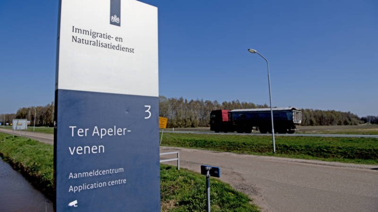 المحامين الهولنديين المختصين باللجوء: ال IND تؤخر معالجة ملفات اللاجئين القادمين من الحرب