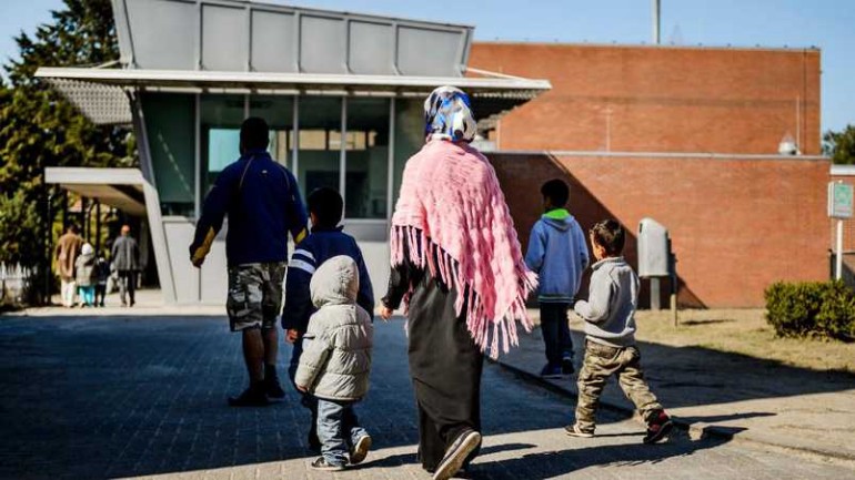 المحكمة توافق على قرار الكوا اخلاء عائلة سورية مع أطفالها إلى الشارع بعد رفضهم منزل في شمال هولندا