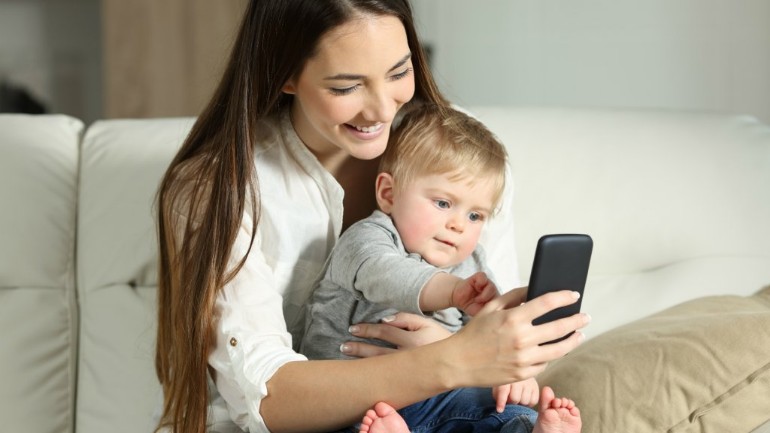 ارتفع وقت بقاء الأطفال مقابل شاشات الأجهزة الحديثة بشكل كبير في هولندا